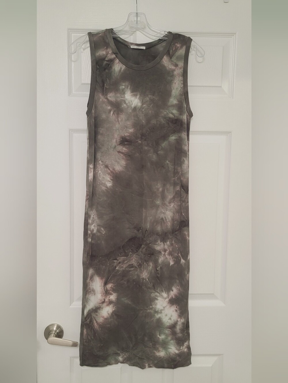 Sleeveless Tie-Dye Midi Dress in Olive and Brown